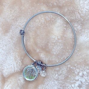 Love this Life Charm bracelet. NWOT